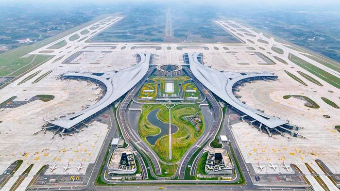成都天府国际机场航拍。成都天府国际机场分公司供图